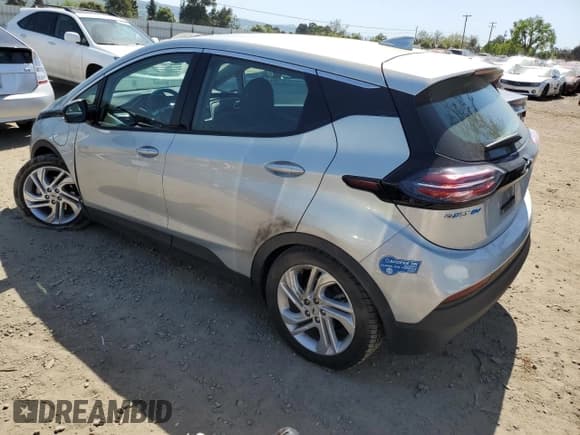 ✅ 2022 Chevrolet Bolt EV 1LT • VIN: 1G1FW6S00N4100861 • Lot: 52568135. Wystawiony na Copart z przebiegiem 42 220 mil. Bezpłatny archiwum sprzedaży aukcyjnych z USA i szczegółowy raport historii pojazdu na DreamBid. Zdjęcie 2.