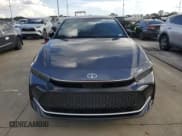 ✅ 2023 Toyota Crown XLE • VIN: JTDAAAAF9P3002588 • Лот: 73889214. Опубликован ранее на Copart с пробегом Не указан. Бесплатный доступ к архиву аукционных продаж из США и подробный отчёт об истории автомобиля на DreamBid. Изображение 5.