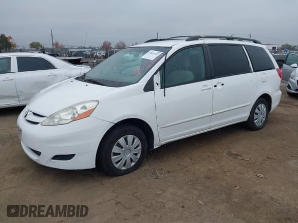 ✅ 2006 Toyota Sienna LE • VIN: 5TDZA23C86S580285 • Lot: 43826342. Listed on IAAI with 308,066 mi. Free auction sales archive from the USA and detailed vehicle history report at DreamBid. Image 2.