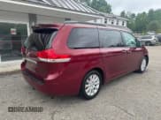 ✅ 2013 Toyota Sienna XLE • VIN: 5TDDK3DC3DS058382 • Lot: 61403895. Listed on Copart with 276,065 mi. Free auction sales archive from the USA and detailed vehicle history report at DreamBid. Image 4.
