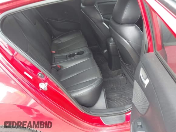 ✅ 2013 Hyundai Veloster Turbo • VIN: KMHTC6AE6DU118825 • Lot: 42751415. Wystawiony na IAAI z przebiegiem 74 097 mil. Bezpłatny archiwum sprzedaży aukcyjnych z USA i szczegółowy raport historii pojazdu na DreamBid. Zdjęcie 8.