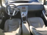 ✅ 2015 Toyota Prius Two • VIN: JTDKN3DU7F0472293 • Lot: 86986075. Listed on Copart with 92,038 mi. Free auction sales archive from the USA and detailed vehicle history report at DreamBid. Image 8.