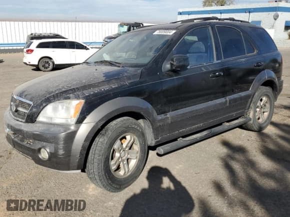 ✅ 2003 Kia Sorento LX • VIN: KNDJD733735086387 • Лот: 78009004. Опубликован ранее на Copart с пробегом 177 330 миль. Бесплатный доступ к архиву аукционных продаж из США и подробный отчёт об истории автомобиля на DreamBid. Изображение 1.