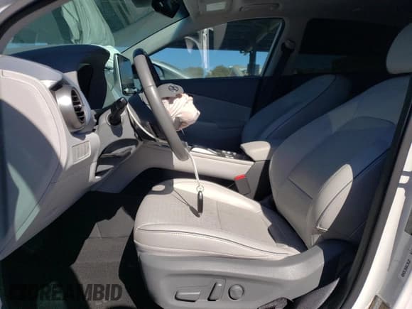 ✅ 2020 Hyundai Kona Ultimate • VIN: KM8K53AG4LU062761 • Лот: 47219244. Опубликован ранее на Copart с пробегом 56 347 миль. Бесплатный доступ к архиву аукционных продаж из США и подробный отчёт об истории автомобиля на DreamBid. Изображение 7.