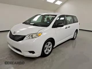 ✅ 2016 Toyota Sienna L • VIN: 5TDZK3DC5GS700871 • Lot: 92644075. Wystawiony na Copart z przebiegiem 68 615 mil. Bezpłatny archiwum sprzedaży aukcyjnych z USA i szczegółowy raport historii pojazdu na DreamBid. Zdjęcie 1.