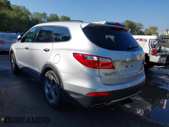 ✅ 2015 Hyundai Santa Fe Limited • VIN: KM8SRDHF7FU093708 • Лот: 43358227. Опубликован ранее на IAAI с пробегом 90 900 миль. Бесплатный доступ к архиву аукционных продаж из США и подробный отчёт об истории автомобиля на DreamBid. Изображение 3.