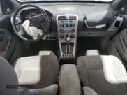 ✅ 2006 Chevrolet Equinox LT • VIN: 2CNDL63F966143939 • Lot: 89738195. Wystawiony na Copart z przebiegiem 74 891 mil. Bezpłatny archiwum sprzedaży aukcyjnych z USA i szczegółowy raport historii pojazdu na DreamBid. Zdjęcie 8.