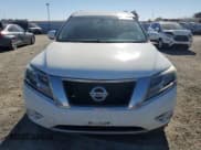 ✅ 2016 Nissan Pathfinder Platinum • VIN: 5N1AR2MN4GC602870 • Lot: 90542835. Listed on Copart with 92,785 mi. Free auction sales archive from the USA and detailed vehicle history report at DreamBid. Image 5.