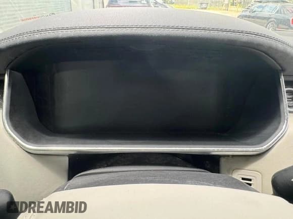 ✅ 2017 Land Rover Range Rover • VIN: SALGS2FE1HA356141 • Lot: 84159094. Wystawiony na Copart z przebiegiem 57 214 mil. Bezpłatny archiwum sprzedaży aukcyjnych z USA i szczegółowy raport historii pojazdu na DreamBid. Zdjęcie 9.