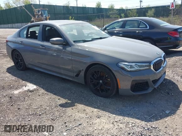 ✅ 2021 BMW 5 Series 540i xDrive • VIN: WBA73BJ03MWX30307 • Lot: 41891615. Listed on IAAI with 27,374 mi. Free auction sales archive from the USA and detailed vehicle history report at DreamBid. Image 1.