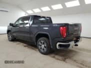 ✅ 2025 GMC Sierra 1500 SLT • VIN: 1GTUUDED4SZ288404 • Лот: 91294605. Опубликован ранее на Copart с пробегом 15 543 миль. Бесплатный доступ к архиву аукционных продаж из США и подробный отчёт об истории автомобиля на DreamBid. Изображение 2.