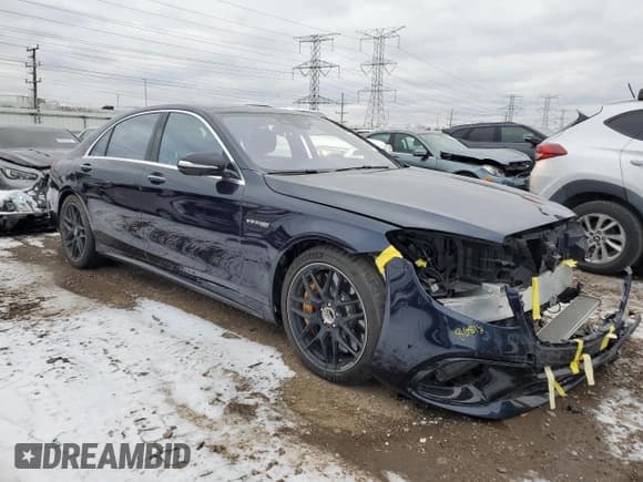 ✅ 2019 Mercedes-Benz S 63 AMG • VIN: WDDUG8JB5KA463752 • Lot: 88930085. Wystawiony na Copart z przebiegiem 27 425 mil. Bezpłatny archiwum sprzedaży aukcyjnych z USA i szczegółowy raport historii pojazdu na DreamBid. Zdjęcie 4.