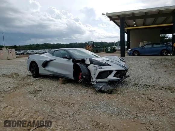 ✅ 2021 Chevrolet Corvette 3LT • VIN: 1G1YC3D40M5124408 • Лот: 61732995. Опубликован ранее на Copart с пробегом 5 352 миль. Бесплатный доступ к архиву аукционных продаж из США и подробный отчёт об истории автомобиля на DreamBid. Изображение 14.
