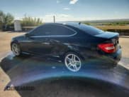 ✅ 2014 Mercedes-Benz C 250 • VIN: WDDGJ4HB0EG263361 • Lot: 81224005. Wystawiony na Copart z przebiegiem 105 621 mil. Bezpłatny archiwum sprzedaży aukcyjnych z USA i szczegółowy raport historii pojazdu na DreamBid. Zdjęcie 2.