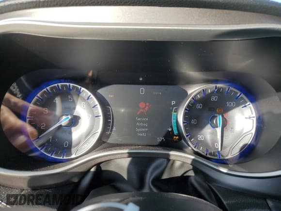 ✅ 2023 Chrysler Pacifica Touring L • VIN: 2C4RC3BG4PR605486 • Lot: 54338135. Wystawiony na Copart z przebiegiem 14 652 mil. Bezpłatny archiwum sprzedaży aukcyjnych z USA i szczegółowy raport historii pojazdu na DreamBid. Zdjęcie 9.