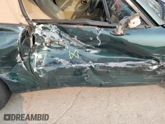 ✅ 2003 Mazda MX-5 Miata Cloth • VIN: JM1NB353130304835 • Lot: 71691345. Wystawiony na Copart z przebiegiem 60 591 mil. Bezpłatny archiwum sprzedaży aukcyjnych z USA i szczegółowy raport historii pojazdu na DreamBid. Zdjęcie 10.