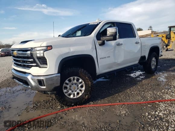 ✅ 2024 Chevrolet Silverado 2500HD • VIN: 2GC1YPEY6R1104854 • Lot: 49789305. Wystawiony na Copart z przebiegiem Nie podano. Bezpłatny archiwum sprzedaży aukcyjnych z USA i szczegółowy raport historii pojazdu na DreamBid. Zdjęcie 1.