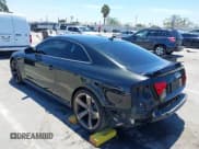 ✅ 2013 Audi RS 5 • VIN: WUAC6AFR7DA901876 • Lot: 42650313. Wystawiony na IAAI z przebiegiem 110 472 mil. Bezpłatny archiwum sprzedaży aukcyjnych z USA i szczegółowy raport historii pojazdu na DreamBid. Zdjęcie 3.