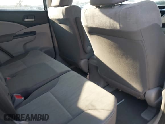 ✅ 2012 Honda CR-V LX • VIN: 5J6RM3H31CL045540 • Lot: 43209690. Wystawiony na IAAI z przebiegiem 35 274 mil. Bezpłatny archiwum sprzedaży aukcyjnych z USA i szczegółowy raport historii pojazdu na DreamBid. Zdjęcie 8.