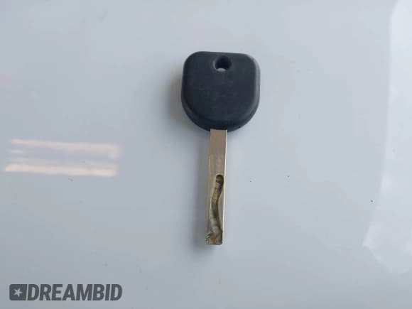 ✅ 2021 Chevrolet Silverado 1500 Work Truck • VIN: 1GCRWAEH1MZ413332 • Lot: 43560933. Wystawiony na IAAI z przebiegiem 87 998 mil. Bezpłatny archiwum sprzedaży aukcyjnych z USA i szczegółowy raport historii pojazdu na DreamBid. Zdjęcie 11.