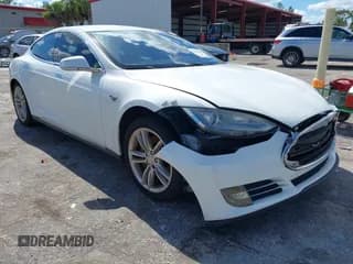 ✅ 2013 Tesla Model S Performance • VIN: 5YJSA1CP8DFP15538 • Lot: 43455805. Wystawiony na IAAI z przebiegiem Nie podano. Bezpłatny archiwum sprzedaży aukcyjnych z USA i szczegółowy raport historii pojazdu na DreamBid. Zdjęcie 1.