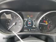 ✅ 2017 Jaguar F-Pace 35t Premium • VIN: SADCJ2BV9HA056611 • Lot: 71692625. Wystawiony na Copart z przebiegiem 101 855 mil. Bezpłatny archiwum sprzedaży aukcyjnych z USA i szczegółowy raport historii pojazdu na DreamBid. Zdjęcie 9.