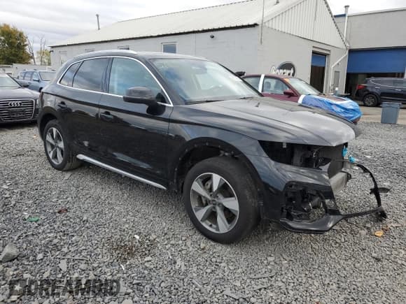 ✅ 2024 Audi Q5 Premium • VIN: WA1ABAFY3R2088765 • Лот: 90124635. Опубликован ранее на Copart с пробегом 30 624 миль. Бесплатный доступ к архиву аукционных продаж из США и подробный отчёт об истории автомобиля на DreamBid. Изображение 4.