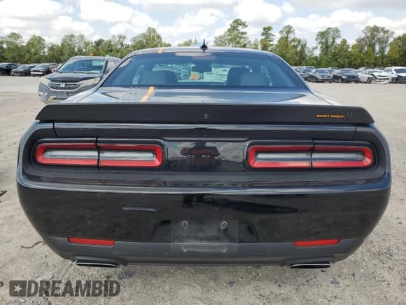 ✅ 2022 Dodge Challenger R/T Scat Pack Widebody • VIN: 2C3CDZFJ7NH122528 • Lot: 67906613. Listed on Copart with 12,809 mi. Free auction sales archive from the USA and detailed vehicle history report at DreamBid. Image 6.