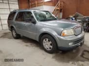 ✅ 2005 Lincoln Navigator Luxury • VIN: 5LMFU28515LJ01198 • Lot: 66985035. Wystawiony na Copart z przebiegiem 142 325 mil. Bezpłatny archiwum sprzedaży aukcyjnych z USA i szczegółowy raport historii pojazdu na DreamBid. Zdjęcie 4.