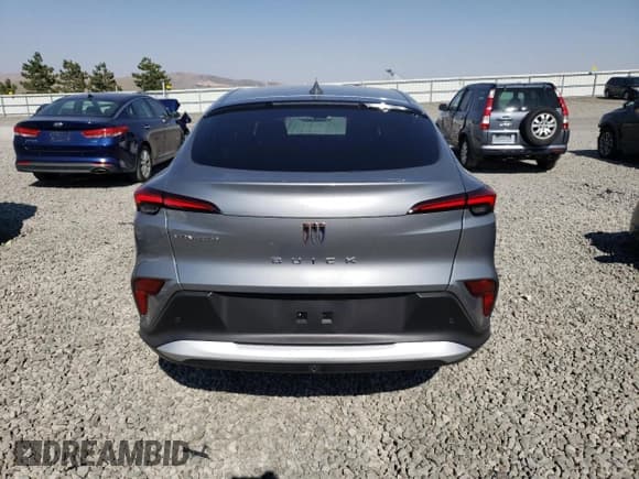 ✅ 2025 Buick Envista Preferred • VIN: KL47LAEP6SB186484 • Lot: 64326555. Wystawiony na Copart z przebiegiem 1 711 mil. Bezpłatny archiwum sprzedaży aukcyjnych z USA i szczegółowy raport historii pojazdu na DreamBid. Zdjęcie 6.