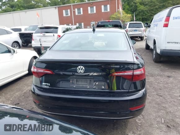 ✅ 2021 Volkswagen Jetta S • VIN: 3VWC57BU3MM012201 • Лот: 43154450. Опубликован ранее на IAAI с пробегом 46 163 миль. Бесплатный доступ к архиву аукционных продаж из США и подробный отчёт об истории автомобиля на DreamBid. Изображение 16.