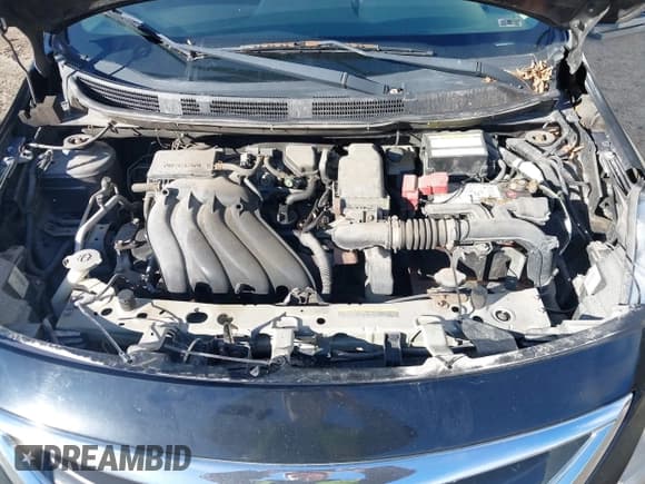 ✅ 2015 Nissan Versa S Plus • VIN: 3N1CN7AP9FL802919 • Lot: 43741939. Wystawiony na IAAI z przebiegiem Nie podano. Bezpłatny archiwum sprzedaży aukcyjnych z USA i szczegółowy raport historii pojazdu na DreamBid. Zdjęcie 10.