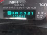 ✅ 2005 Chevrolet Impala Police Police • VIN: 2G1WF55K859378699 • Lot: 42249329. Wystawiony na IAAI z przebiegiem 205 046 mil. Bezpłatny archiwum sprzedaży aukcyjnych z USA i szczegółowy raport historii pojazdu na DreamBid. Zdjęcie 7.