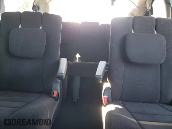 2012 Dodge Grand Caravan SXT z VIN 2C4RDGCG6CR197022, wystawiony jako Copart lot #90370815 z przebiegiem 131 612 mil mil oraz Czysty tytuł • Clean title. Historia ofert i sprzedaży dostępna na DreamBid. Obrazek 10.