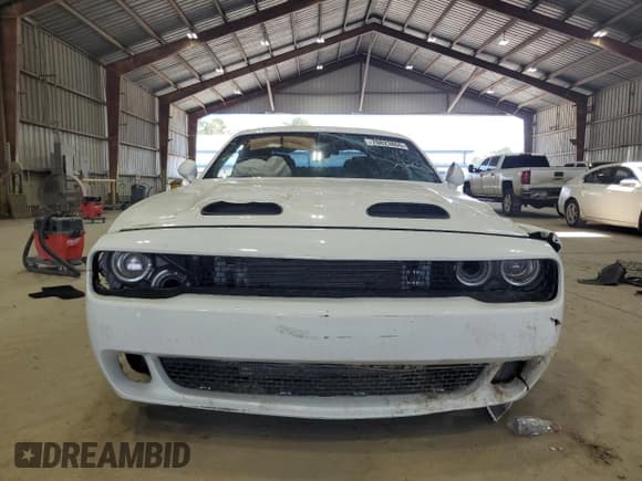 ✅ 2020 Dodge Challenger SRT Hellcat Widebody • VIN: 2C3CDZC94LH156532 • Lot: 70823865. Wystawiony na Copart z przebiegiem Nie podano. Bezpłatny archiwum sprzedaży aukcyjnych z USA i szczegółowy raport historii pojazdu na DreamBid. Zdjęcie 5.