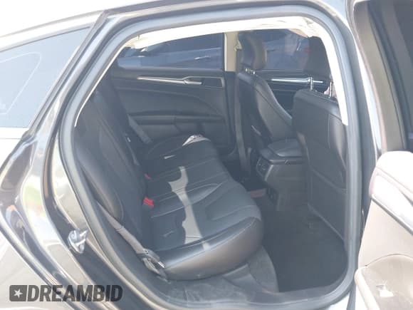 ✅ 2015 Ford Fusion Titanium • VIN: 3FA6P0SU7FR264840 • Lot: 43330907. Listed on IAAI with 126,957 mi. Free auction sales archive from the USA and detailed vehicle history report at DreamBid. Image 8.