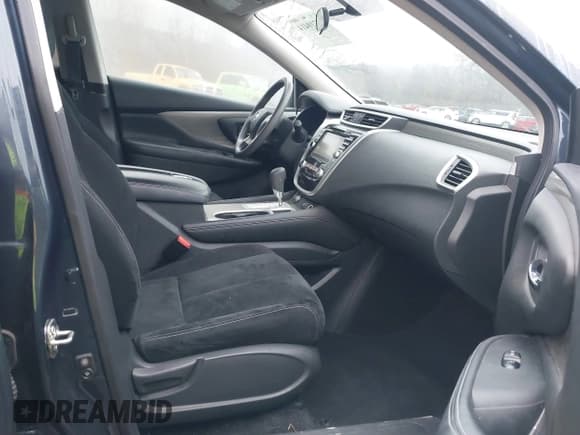 ✅ 2018 Nissan Murano SV • VIN: 5N1AZ2MH6JN151169 • Lot: 43710414. Listed on IAAI with 50,853 mi. Free auction sales archive from the USA and detailed vehicle history report at DreamBid. Image 5.