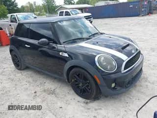 2013 MINI Hardtop S with VIN WMWSV3C50DT478150, listed as a IAAI auction lot 42718557 with 77,021 mi miles and . Bid and sale history available at DreamBid. Image 1.
