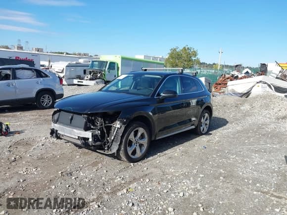✅ 2021 Audi Q5 Premium Plus • VIN: WA1BAAFY1M2008282 • Лот: 43457197. Опубликован ранее на IAAI с пробегом 79 590 миль. Бесплатный доступ к архиву аукционных продаж из США и подробный отчёт об истории автомобиля на DreamBid. Изображение 2.