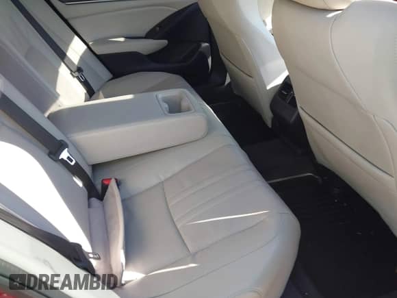 2018 Honda Accord EX-L with VIN 1HGCV1F52JA210264, listed as a IAAI auction lot 42537112 with 110,638 mi miles and . Bid and sale history available at DreamBid. Image 8.