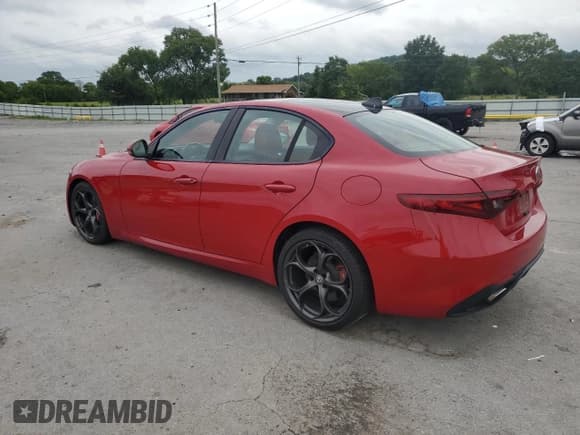 ✅ 2019 Alfa Romeo Giulia Ti Sport • VIN: ZARFAMBN7K7600506 • Лот: 67459655. Опубликован ранее на Copart с пробегом 60 388 миль. Бесплатный доступ к архиву аукционных продаж из США и подробный отчёт об истории автомобиля на DreamBid. Изображение 2.