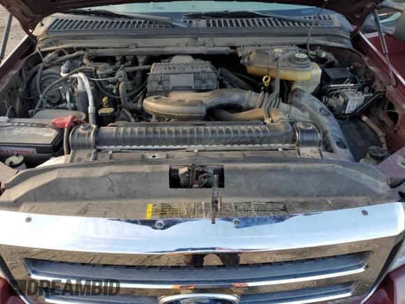 ✅ 2007 Ford F-250 XL • VIN: 1FTNX20567EA06262 • Lot: 80121844. Wystawiony na Copart z przebiegiem 113 572 mil. Bezpłatny archiwum sprzedaży aukcyjnych z USA i szczegółowy raport historii pojazdu na DreamBid. Zdjęcie 11.