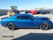 ✅ 2020 Dodge Challenger SXT • VIN: 2C3CDZAG6LH173799 • Lot: 43418277. Wystawiony na IAAI z przebiegiem 76 833 mil. Bezpłatny archiwum sprzedaży aukcyjnych z USA i szczegółowy raport historii pojazdu na DreamBid. Zdjęcie 14.
