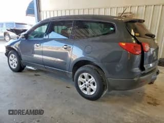 ✅ 2012 Chevrolet Traverse LS • VIN: 1GNKRFEDXCJ303418 • Lot: 70058525. Wystawiony na Copart z przebiegiem 122 176 mil. Bezpłatny archiwum sprzedaży aukcyjnych z USA i szczegółowy raport historii pojazdu na DreamBid. Zdjęcie 2.