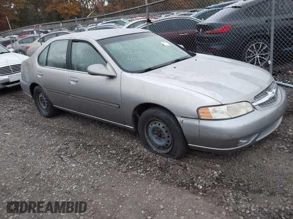✅ 2000 Nissan Altima XE • VIN: 1N4DL01D8YC157723 • Лот: 43604305. Опубликован ранее на IAAI с пробегом Не указан. Бесплатный доступ к архиву аукционных продаж из США и подробный отчёт об истории автомобиля на DreamBid. Изображение 1.