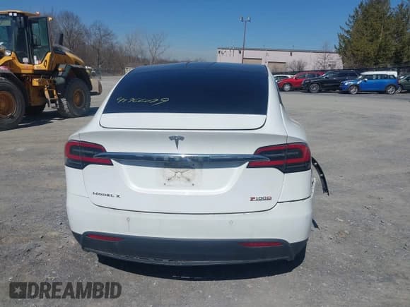 ✅ 2016 Tesla Model X P90D • VIN: 5YJXCAE46GF030106 • Lot: 41766079. Listed on IAAI with Not provided. Free auction sales archive from the USA and detailed vehicle history report at DreamBid. Image 15.