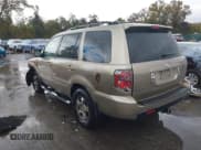 ✅ 2007 Honda Pilot EX-L • VIN: 5FNYF18527B006420 • Lot: 43576237. Listed on IAAI with 233,077 mi. Free auction sales archive from the USA and detailed vehicle history report at DreamBid. Image 3.