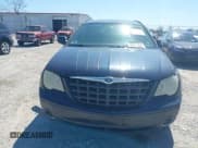 ✅ 2007 Chrysler Pacifica • VIN: 2A8GM48L27R107830 • Lot: 42046572. Listed on IAAI with 153,174 mi. Free auction sales archive from the USA and detailed vehicle history report at DreamBid. Image 6.