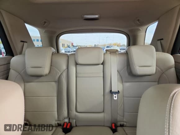 ✅ 2014 Mercedes-Benz M 350 • VIN: 4JGDA5HB2EA432670 • Lot: 90595455. Listed on Copart with 103,760 mi. Free auction sales archive from the USA and detailed vehicle history report at DreamBid. Image 10.