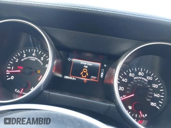 ✅ 2019 Ford Mustang GT • VIN: 1FA6P8CF6K5173649 • Lot: 42172829. Listed on IAAI with 85,346 mi. Free auction sales archive from the USA and detailed vehicle history report at DreamBid. Image 7.